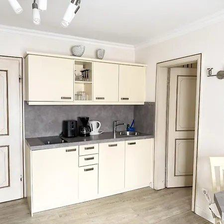 Apartment Haus Inselfriede Raan 4 *